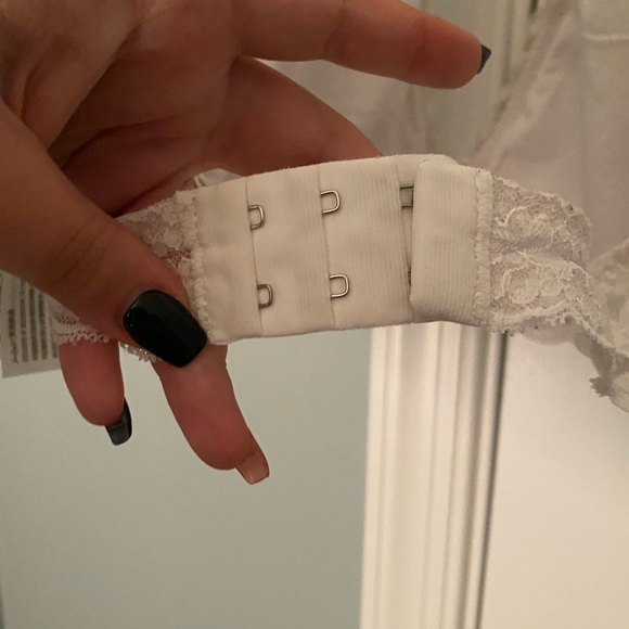 Gilly Hicks White Lace Bralette - Picture 5 of 6